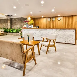 3* Hotel Grand Lee